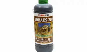Butelka Boraks 200, impregnat do drewna konstrukcyjnego i więźb dachowych, chroni przed grzybami.